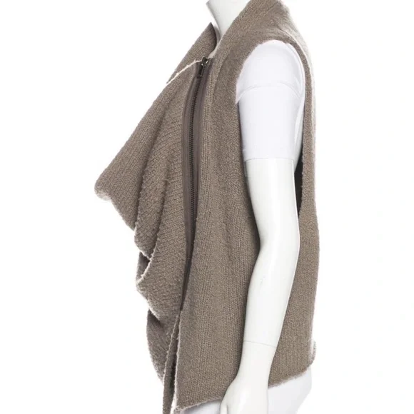 Taupe Asymmetrical Knit Vest - Picture 11 of 13